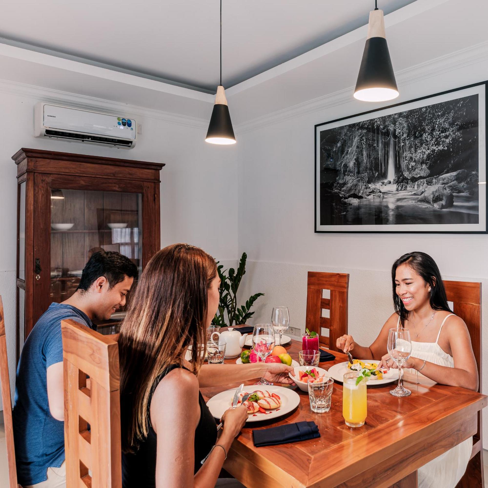 Chandi Hotel Ubud Exterior photo