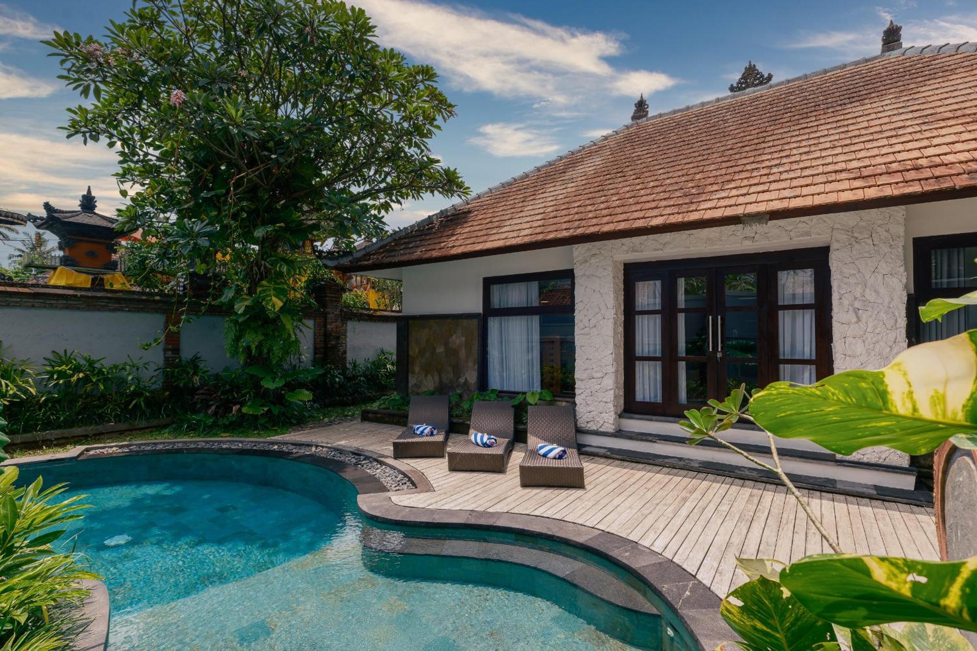 Chandi Hotel Ubud Exterior photo